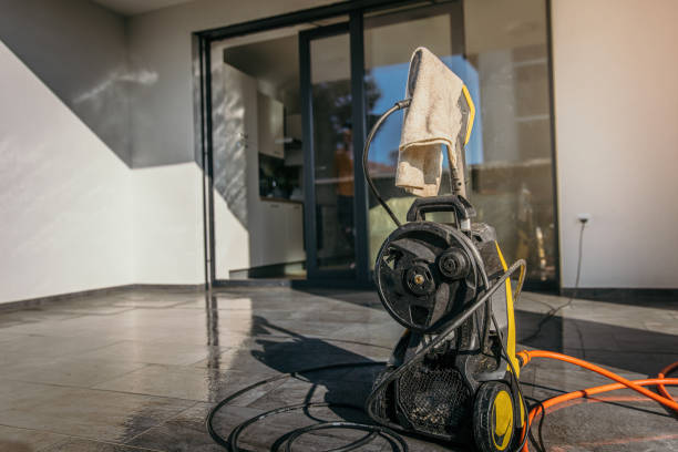 Best Driveway Pressure Washing  in Plainsboro Center, NJ